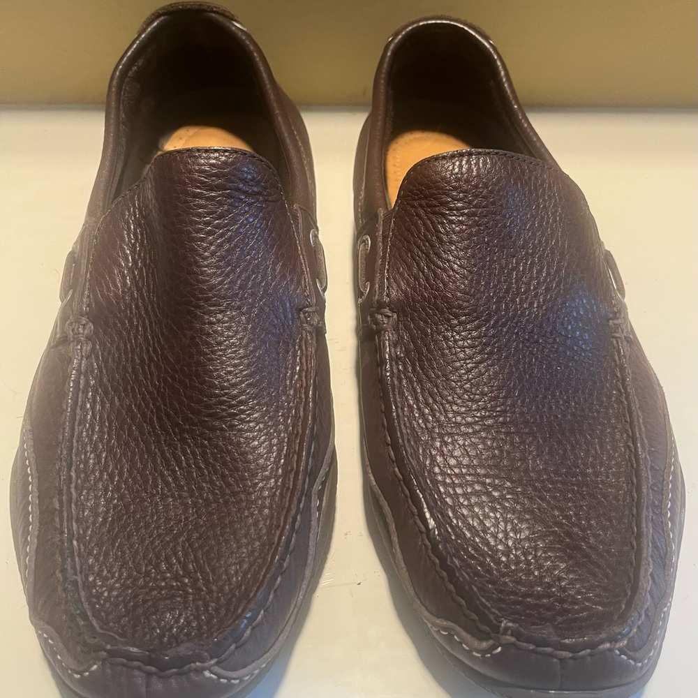 Tommy Bahama size 11 excellent condition